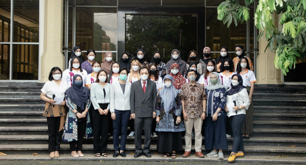 รัฐศาสตร์,รัฐประศาสนศาสตร์,มวล,wu,pol sci