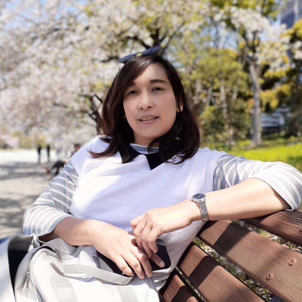 ผศ.พาฝัน นิลสวัสดิ์ ดูฮาเมลน์