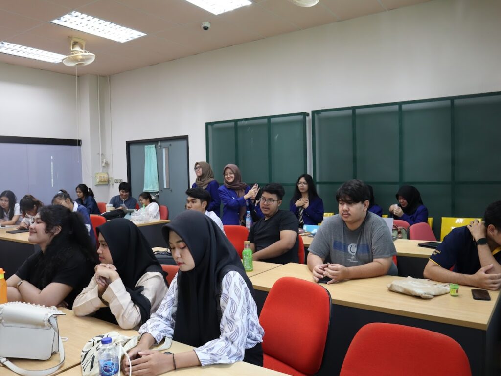 พิธีปิด UNY