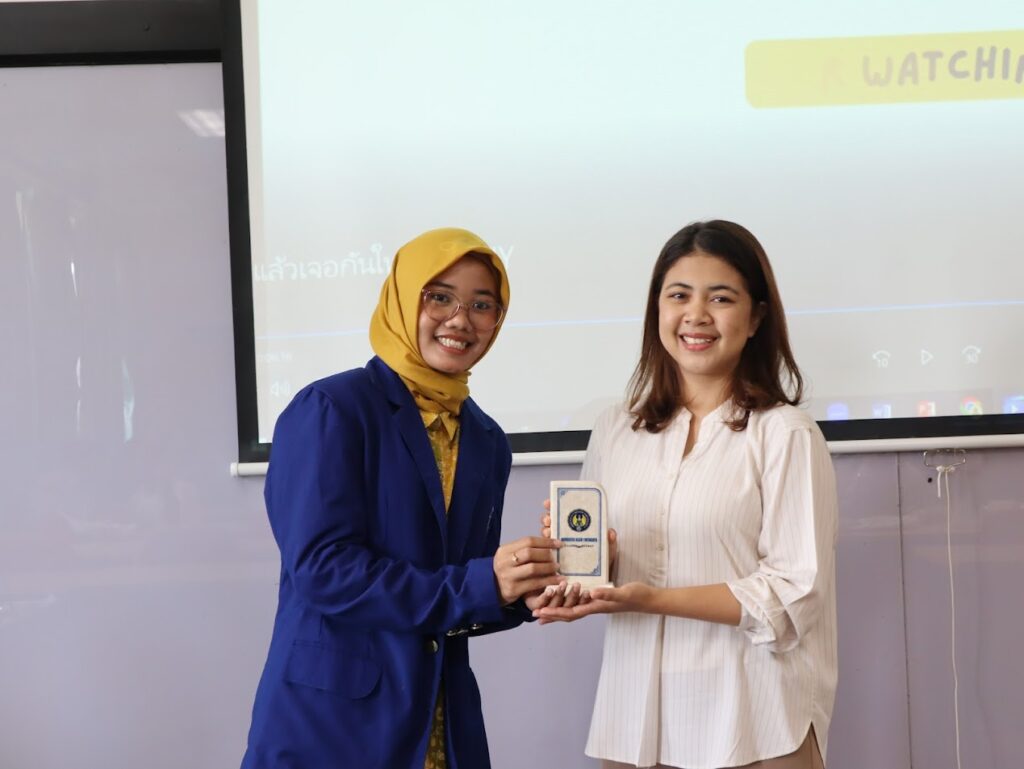 พิธีปิด UNY