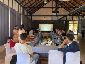 สัมมนานอกสถานที่ สำนักวิชารัฐศาสตร์และรัฐประศาสนศาสตร์